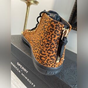 Sperry Rebecca Minkoff × Leopard High Top Sneaker ✨ Size 9
